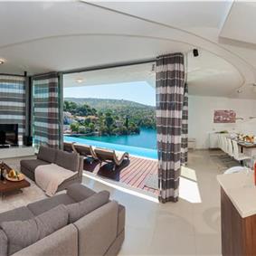 5 bedroom villa with heated infinity pool and sea views near Milna, Brac Island, sleeps 10